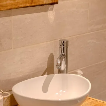 Apartment Le Nid Voute Avec Terrasse Situe Au Coeur De