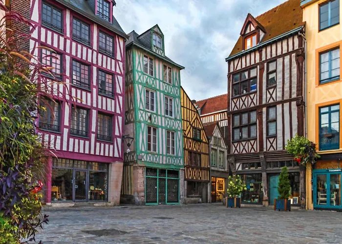 Apartment Le Nid Voute Avec Terrasse Situe Au Coeur De *