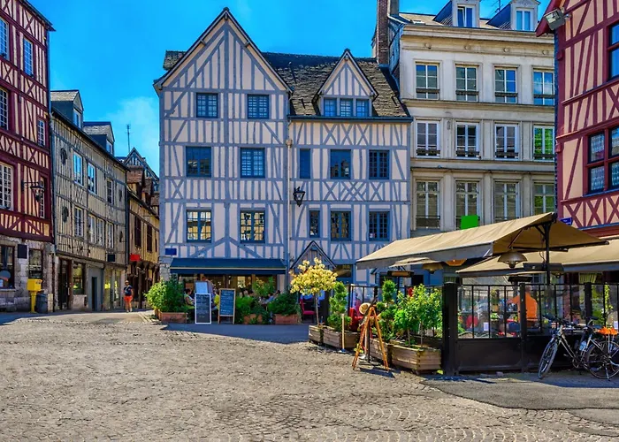 Le Nid Vouté Avec Terrasse Situé Au Coeur De Apartamento